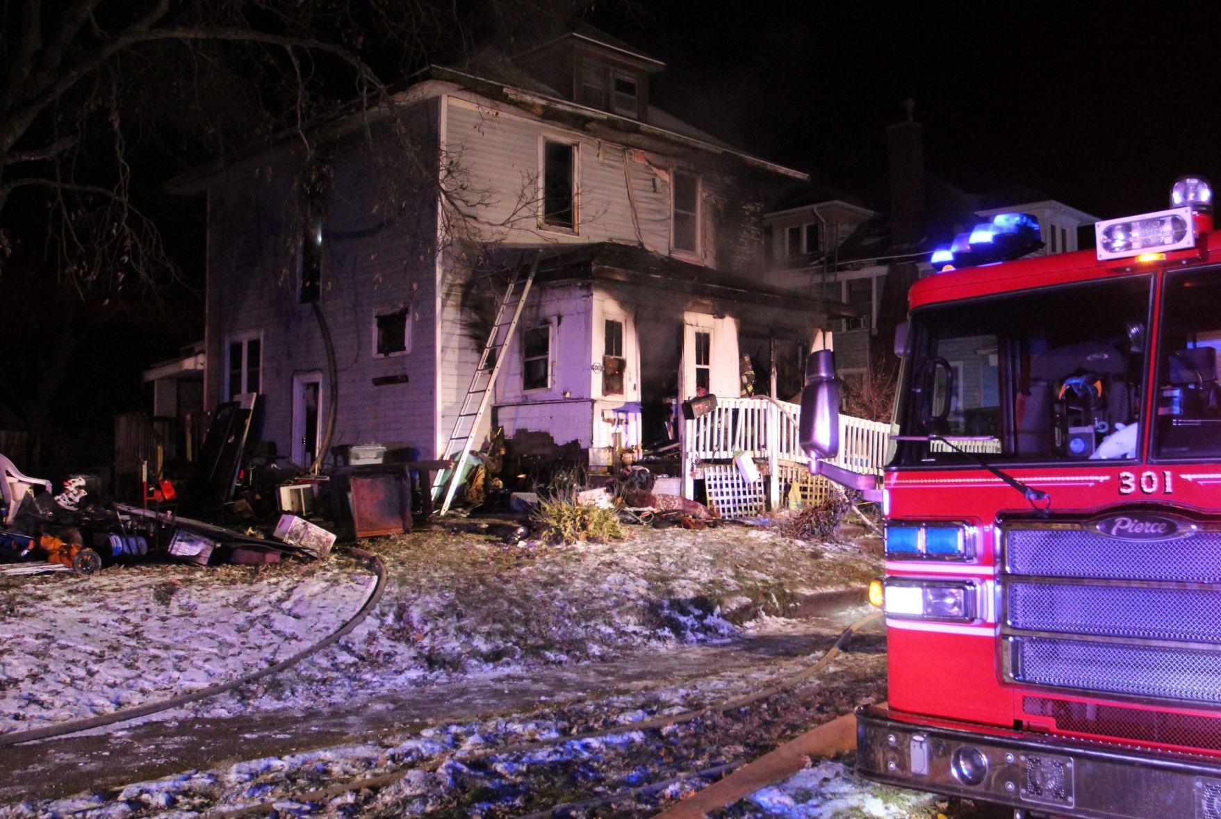 110719jr-fire-courtland-2